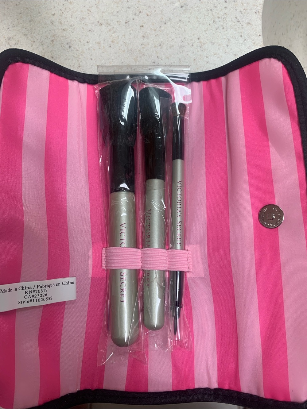 New Victoria's Secret Pink Stripe 3-Piece Makeup Brush Set